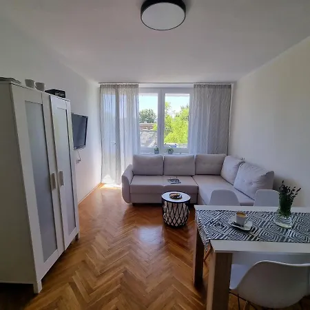 Piastowska100